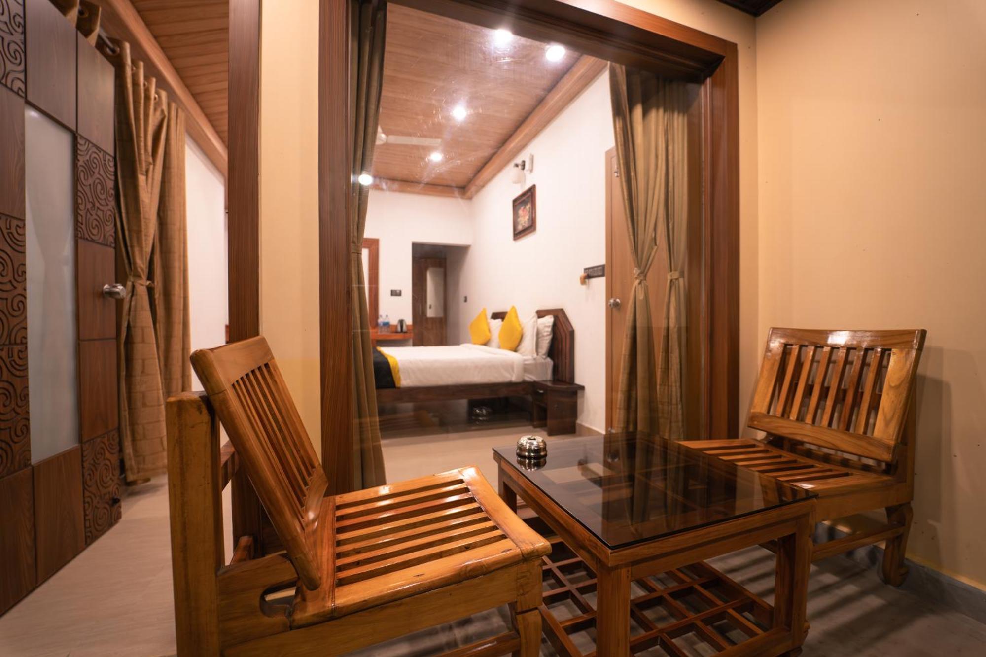 Kingmaker'S Plantation With River Stream Madikeri Exterior foto